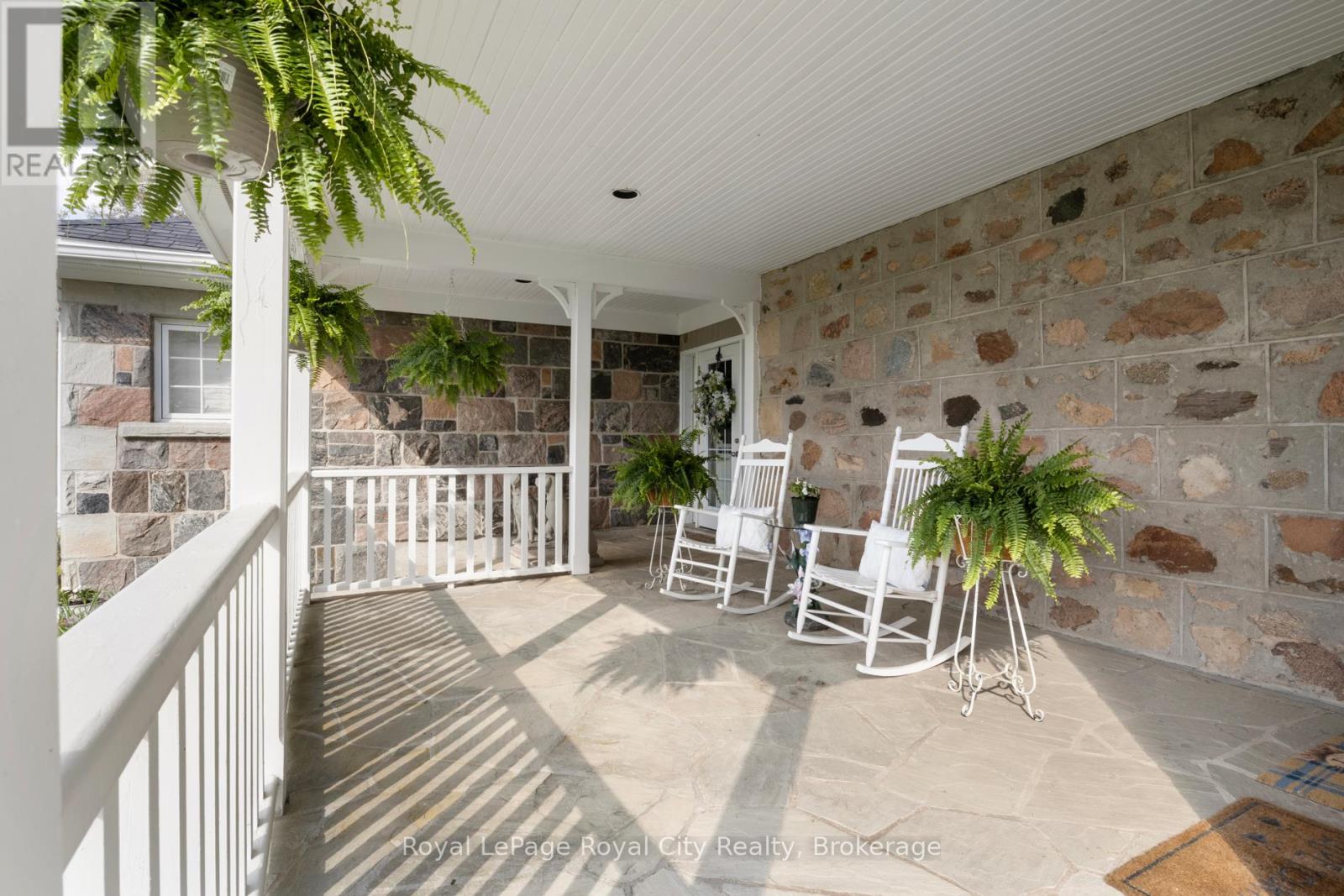 5228 First Line, Erin, Ontario  L7J 2L9 - Photo 8 - X12155736
