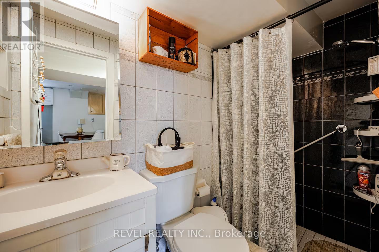 Bsmt - 16a Denison Avenue, Toronto, Ontario  M5T 2M5 - Photo 11 - C12317727