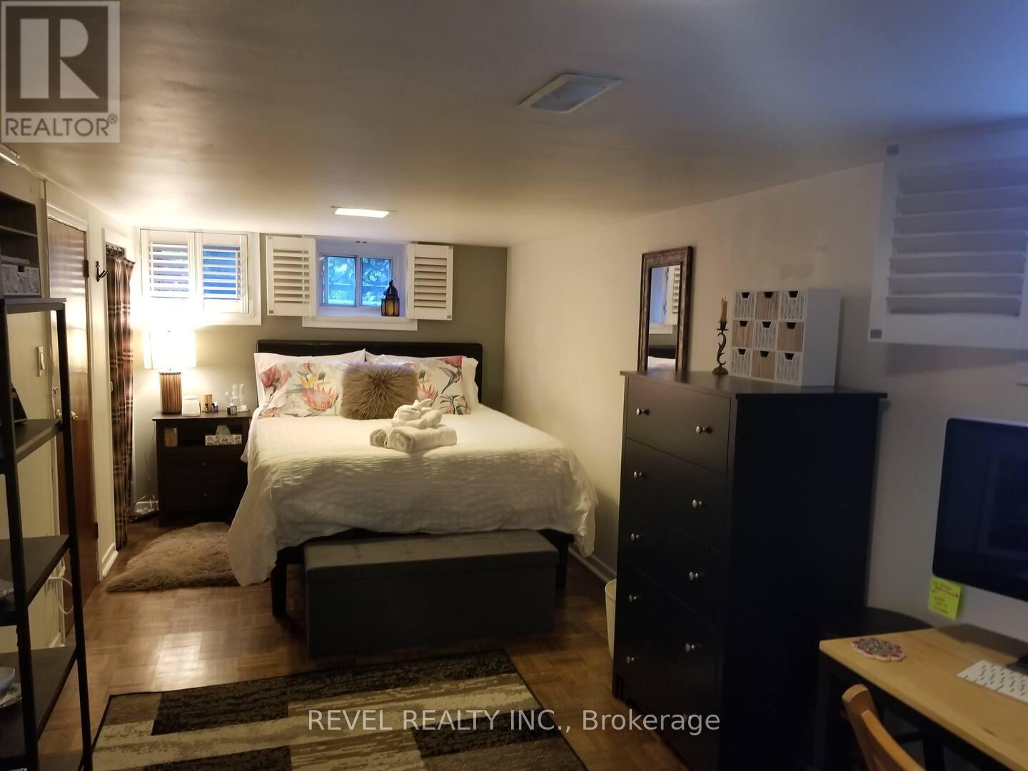 Bsmt - 16a Denison Avenue, Toronto, Ontario  M5T 2M5 - Photo 9 - C12317727
