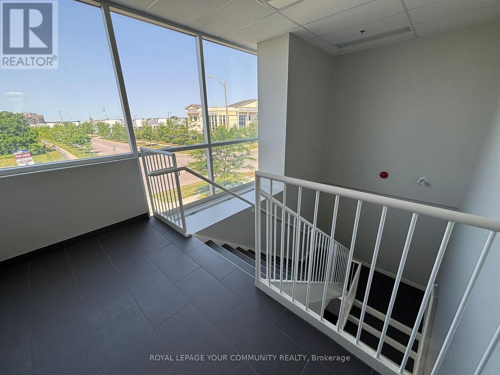 200 B - 175 Mostar Street, Whitchurch-Stouffville, Ontario  L4A 0Y2 - Photo 16 - N12317715