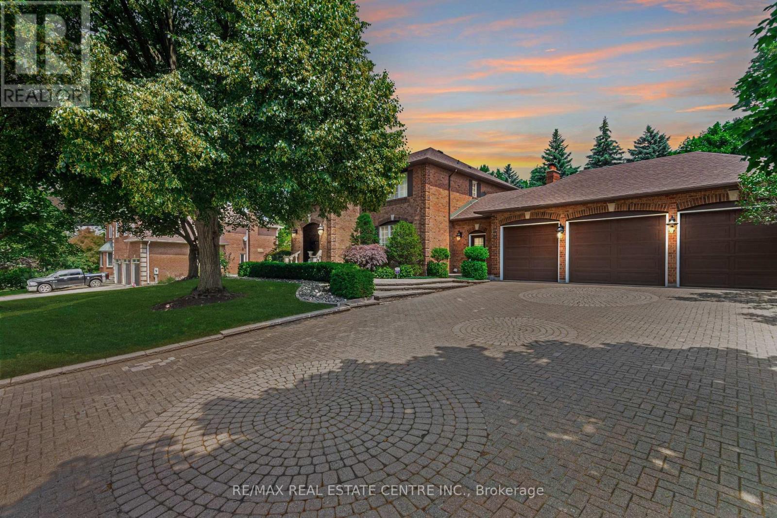 Property at 116 KENPARK AVENUE image 2