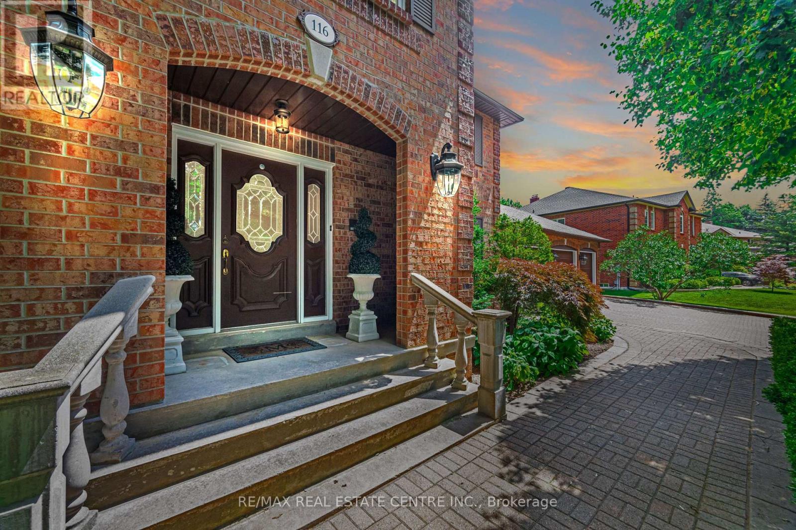 Property at 116 KENPARK AVENUE image 3