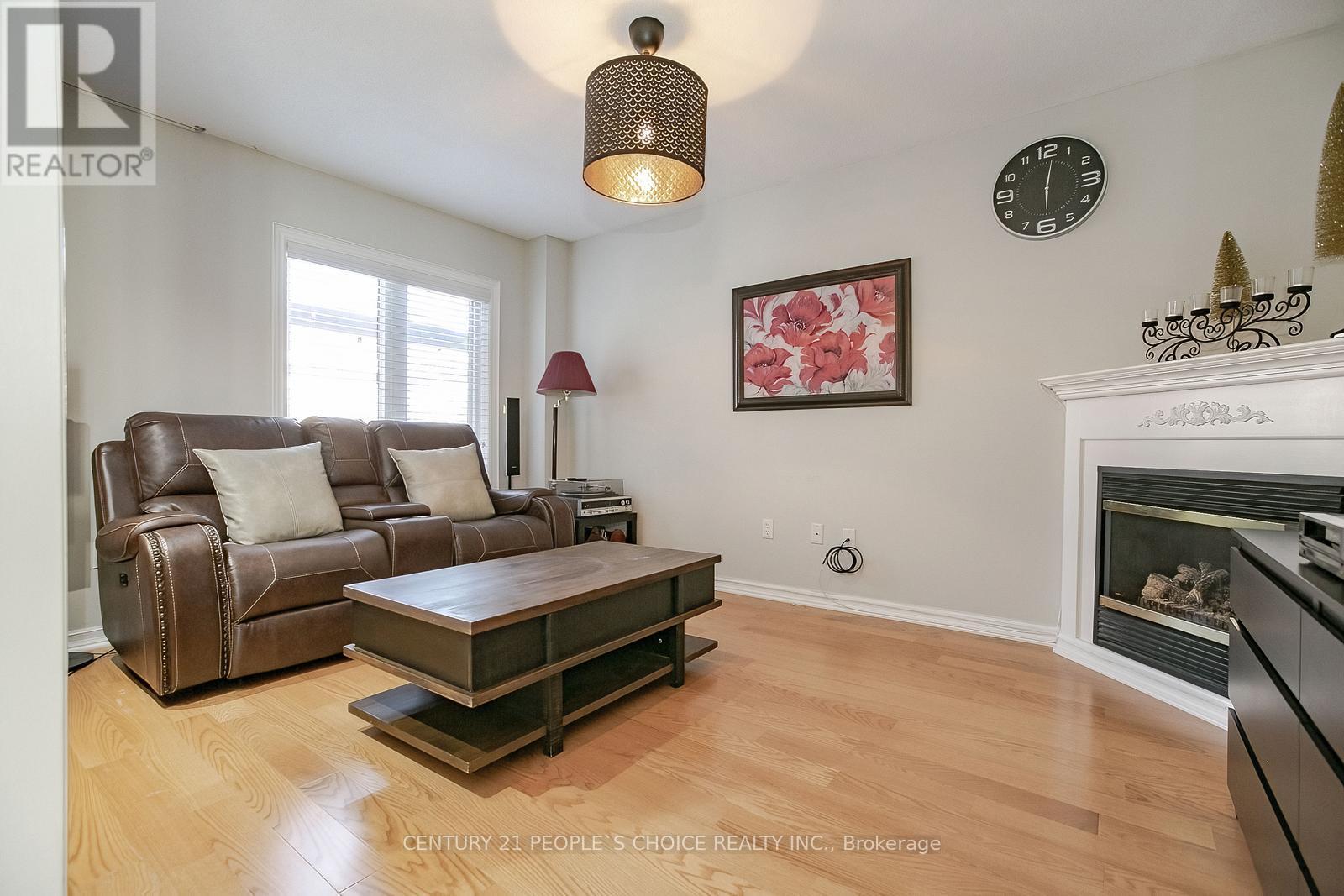 75 Letty Avenue, Brampton, Ontario  L6Y 4T1 - Photo 9 - W12309397
