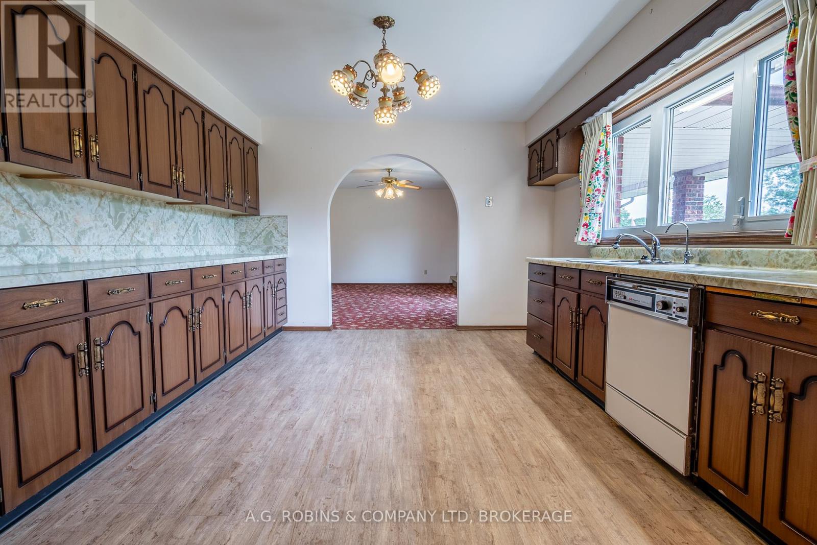 152 Doan's Ridge Road, Welland, Ontario  L3B 5N4 - Photo 17 - X12317755