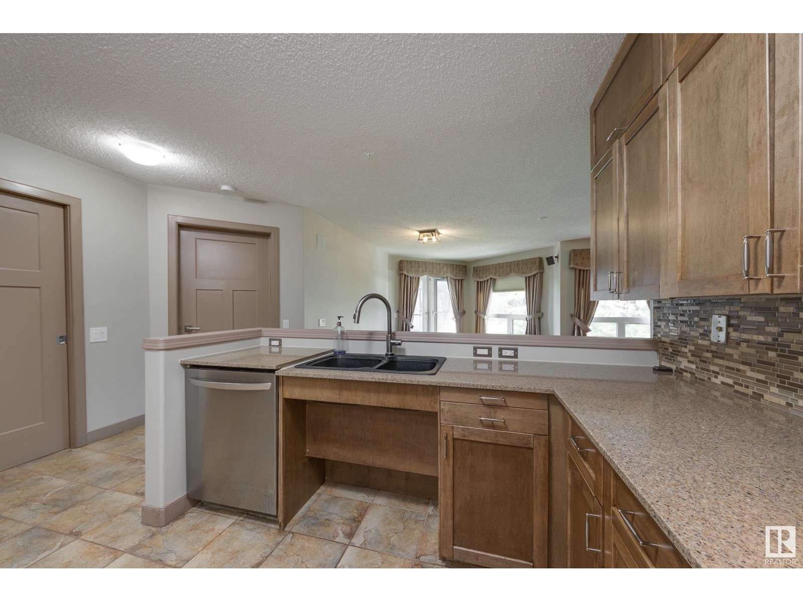 #306 7951 96 St Nw, Edmonton, Alberta  T6C 4R1 - Photo 10 - E4450568