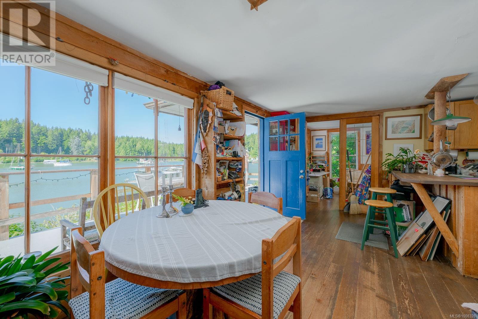 310 Tower Rd, Bamfield, British Columbia  V0R 1B0 - Photo 12 - 1008328