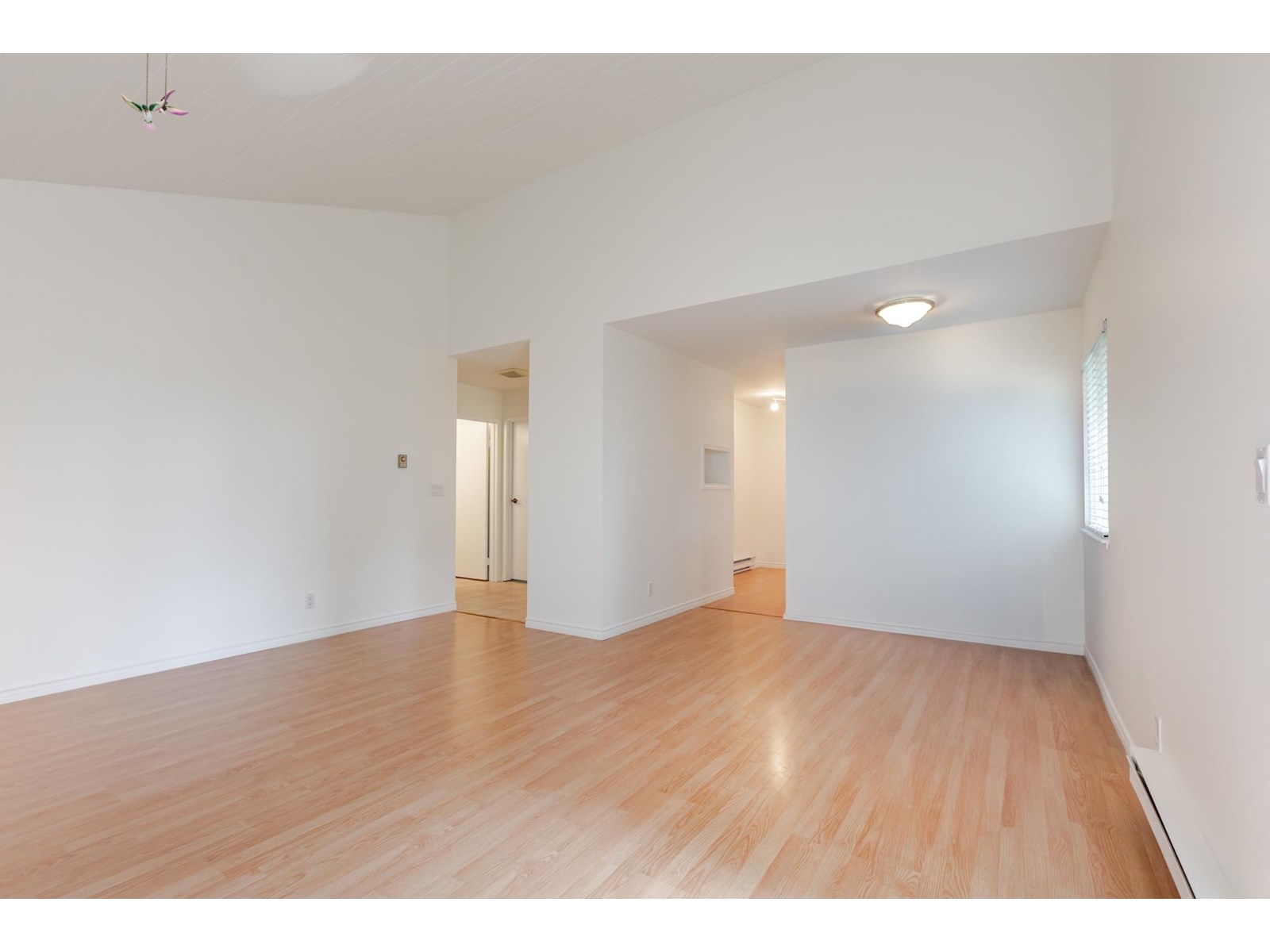 6055 W Greenside Drive, Surrey, British Columbia V3S 5M8 - Photo 9 - R3032452