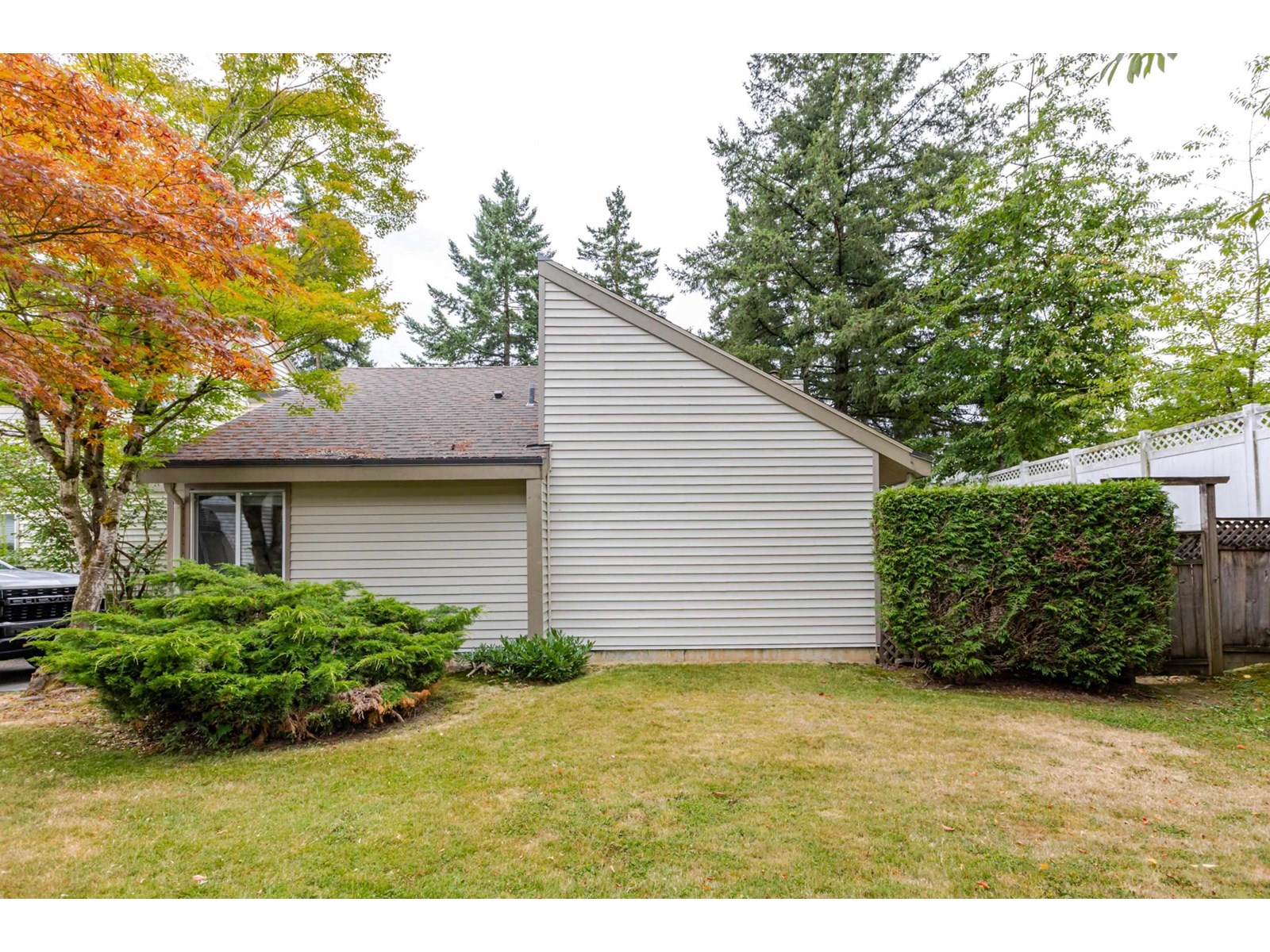 6055 W Greenside Drive, Surrey, British Columbia V3S 5M8 - Photo 35 - R3032452