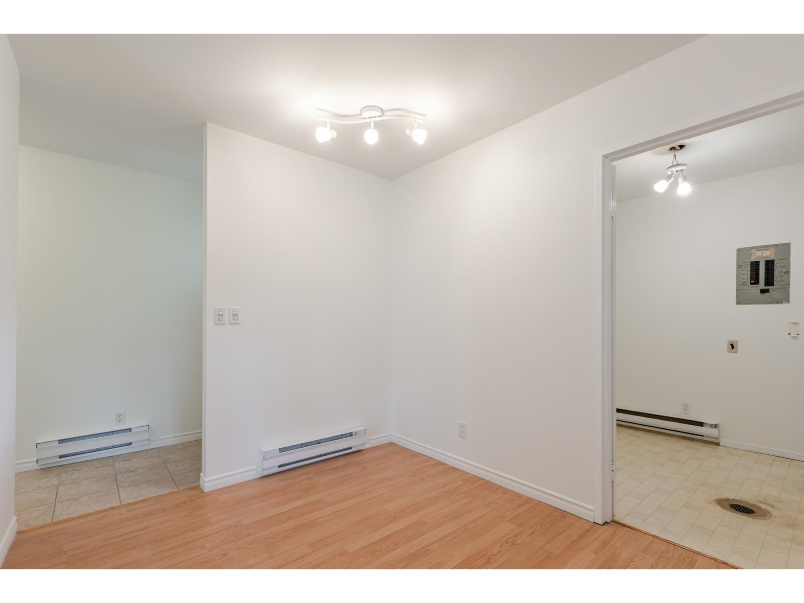 6055 W Greenside Drive, Surrey, British Columbia V3S 5M8 - Photo 15 - R3032452