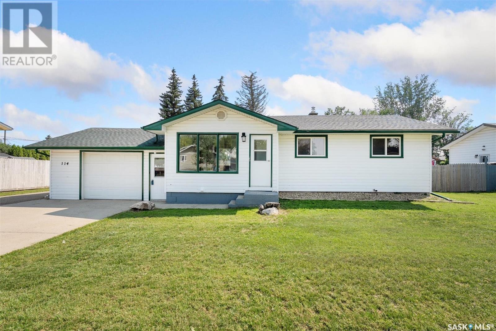 114 2nd STREET S, Martensville, Saskatchewan