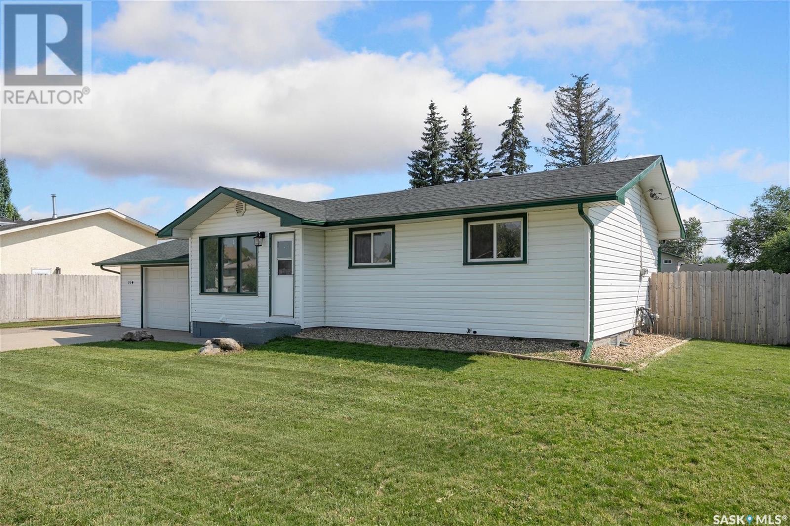 114 2nd Street S, Martensville, Saskatchewan  S0K 2T0 - Photo 31 - SK014280