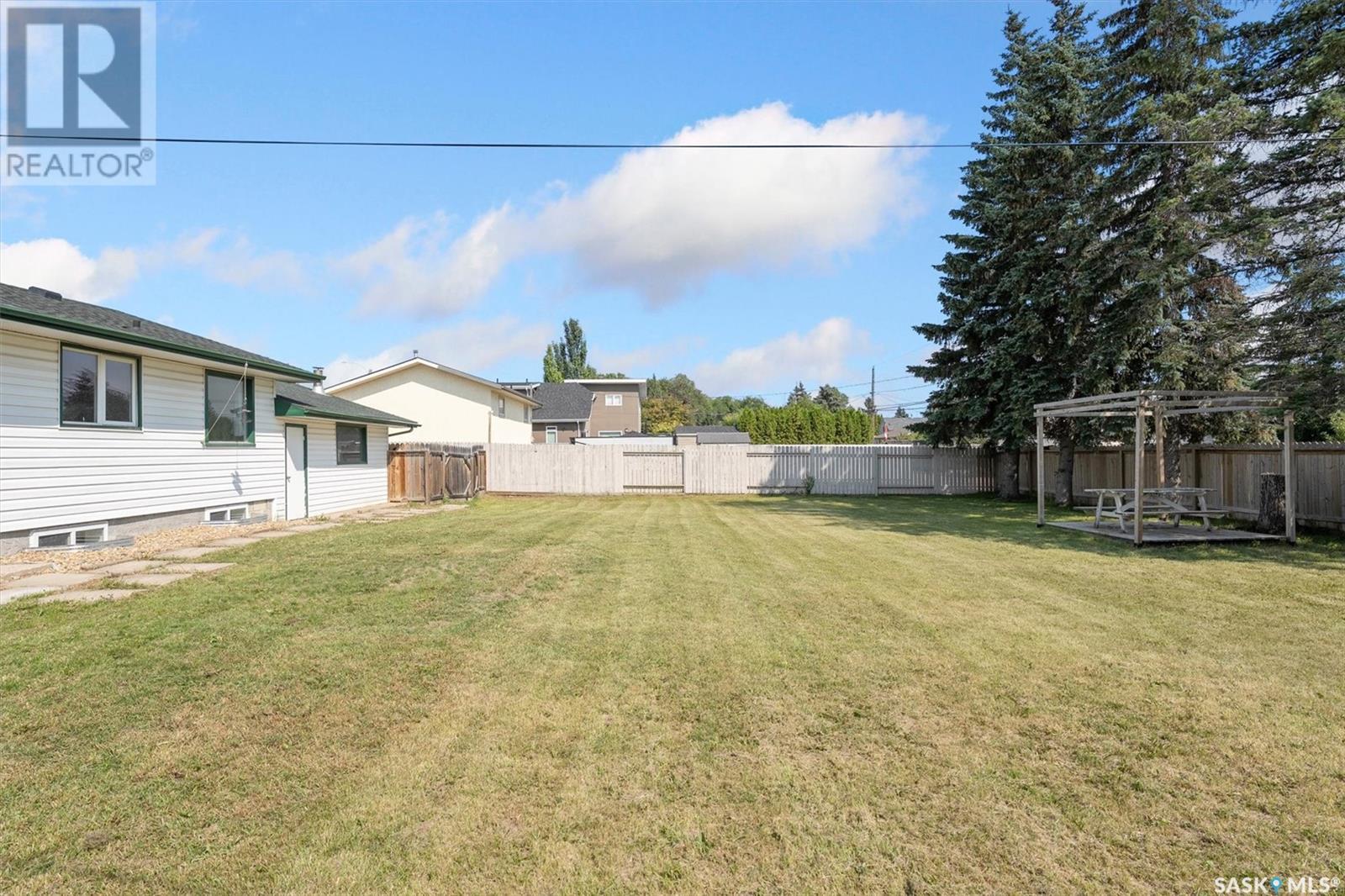 114 2nd Street S, Martensville, Saskatchewan  S0K 2T0 - Photo 36 - SK014280
