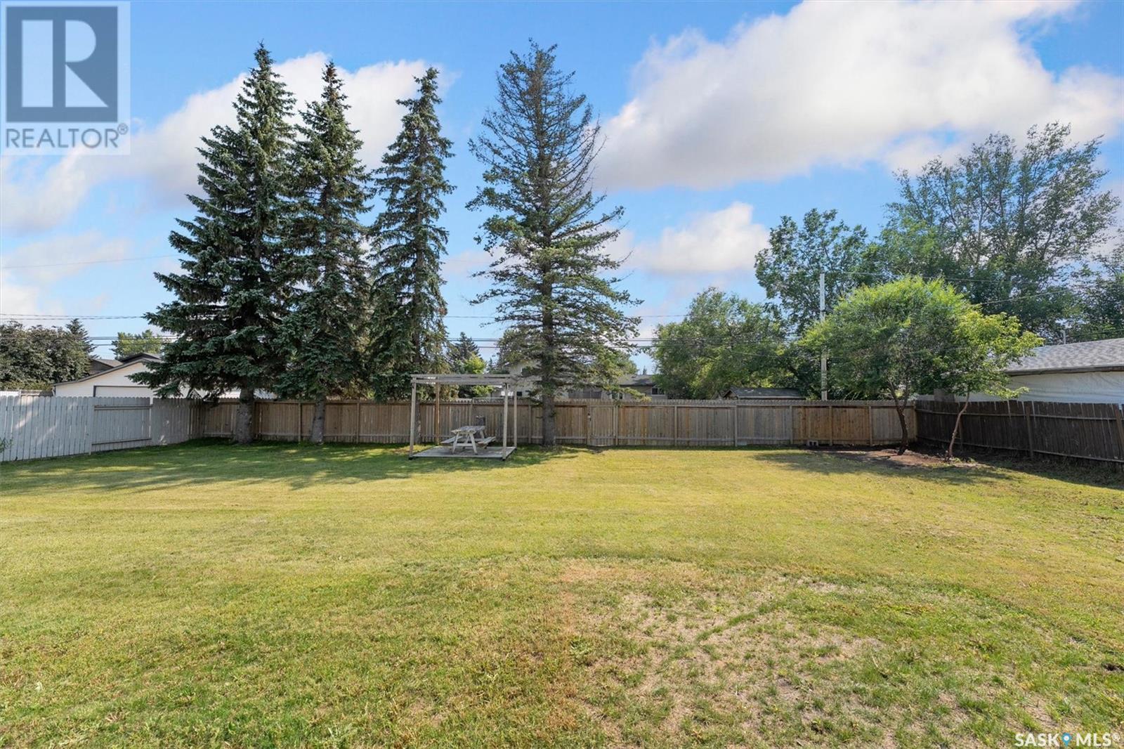 114 2nd Street S, Martensville, Saskatchewan  S0K 2T0 - Photo 37 - SK014280