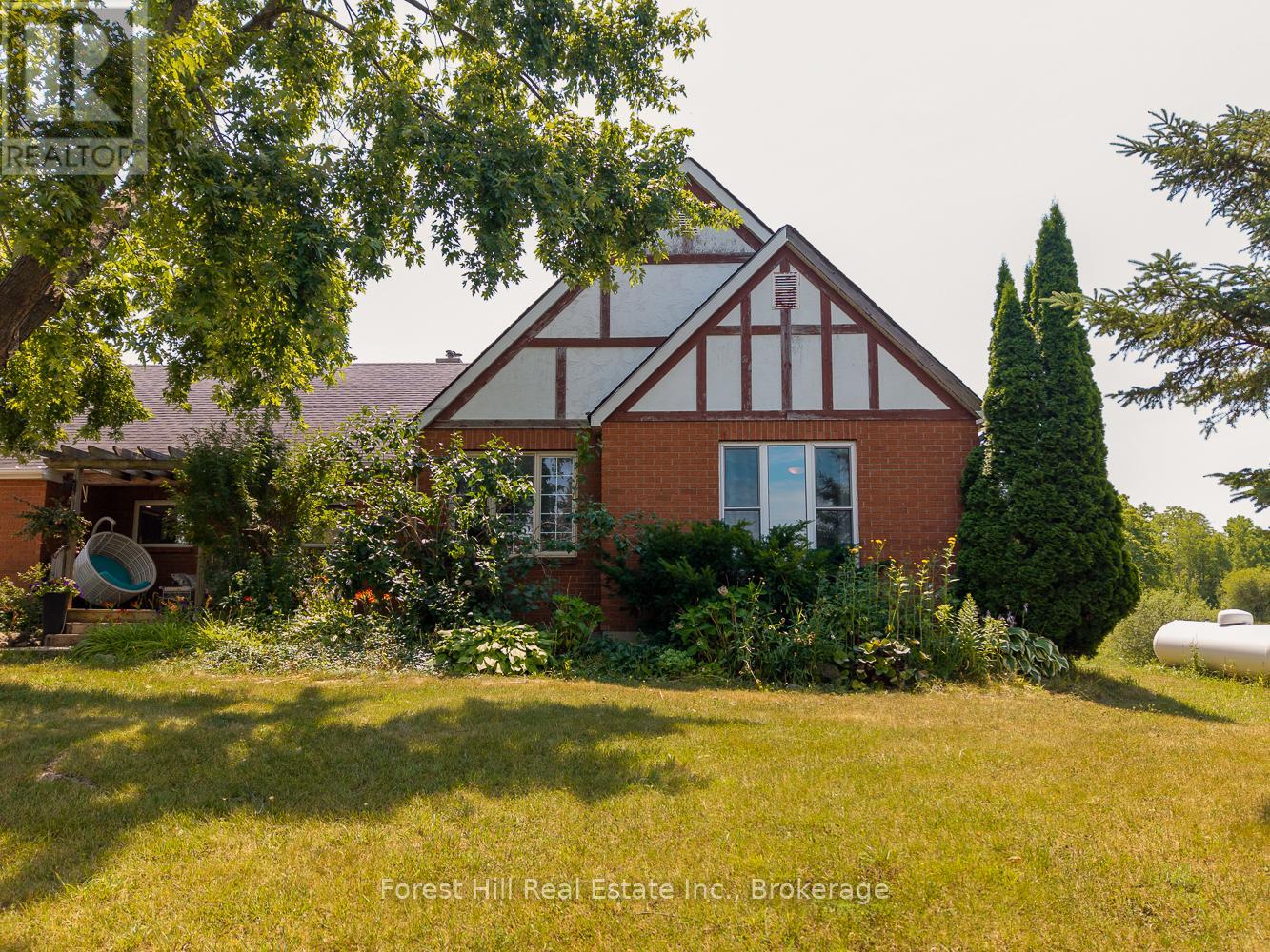 6473 Old Homestead Road, Georgina, Ontario  L0E 1R0 - Photo 1 - N12317471