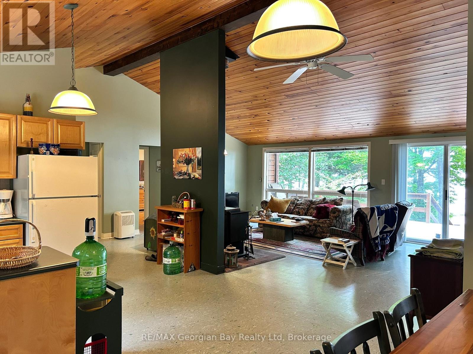 127 Kchi Sin Miikan Road, Christian Island 30, Ontario  L9M 0A9 - Photo 6 - S12278997