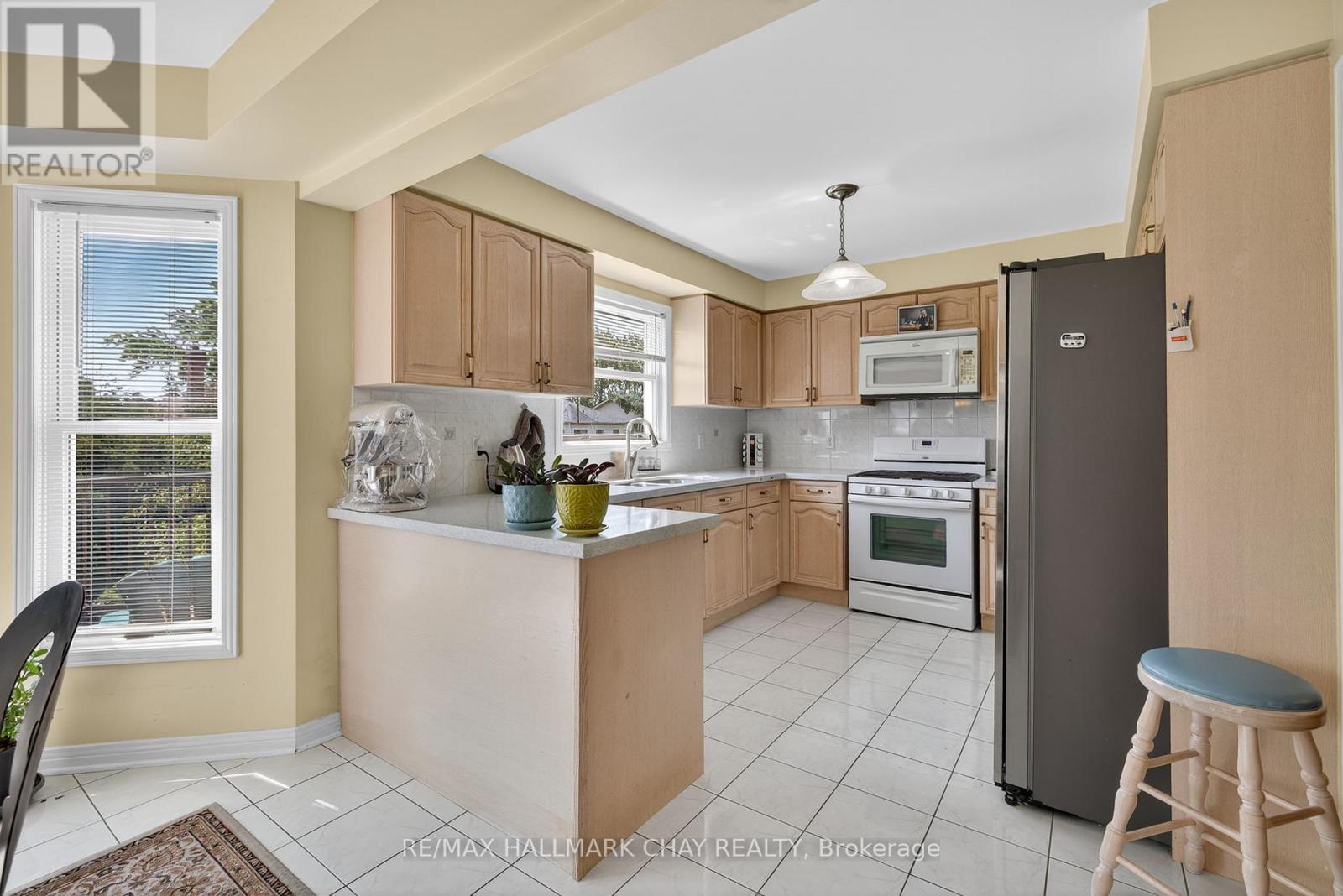25 Heatherwood Crescent, Markham, Ontario  L3R 8W5 - Photo 10 - N12317758