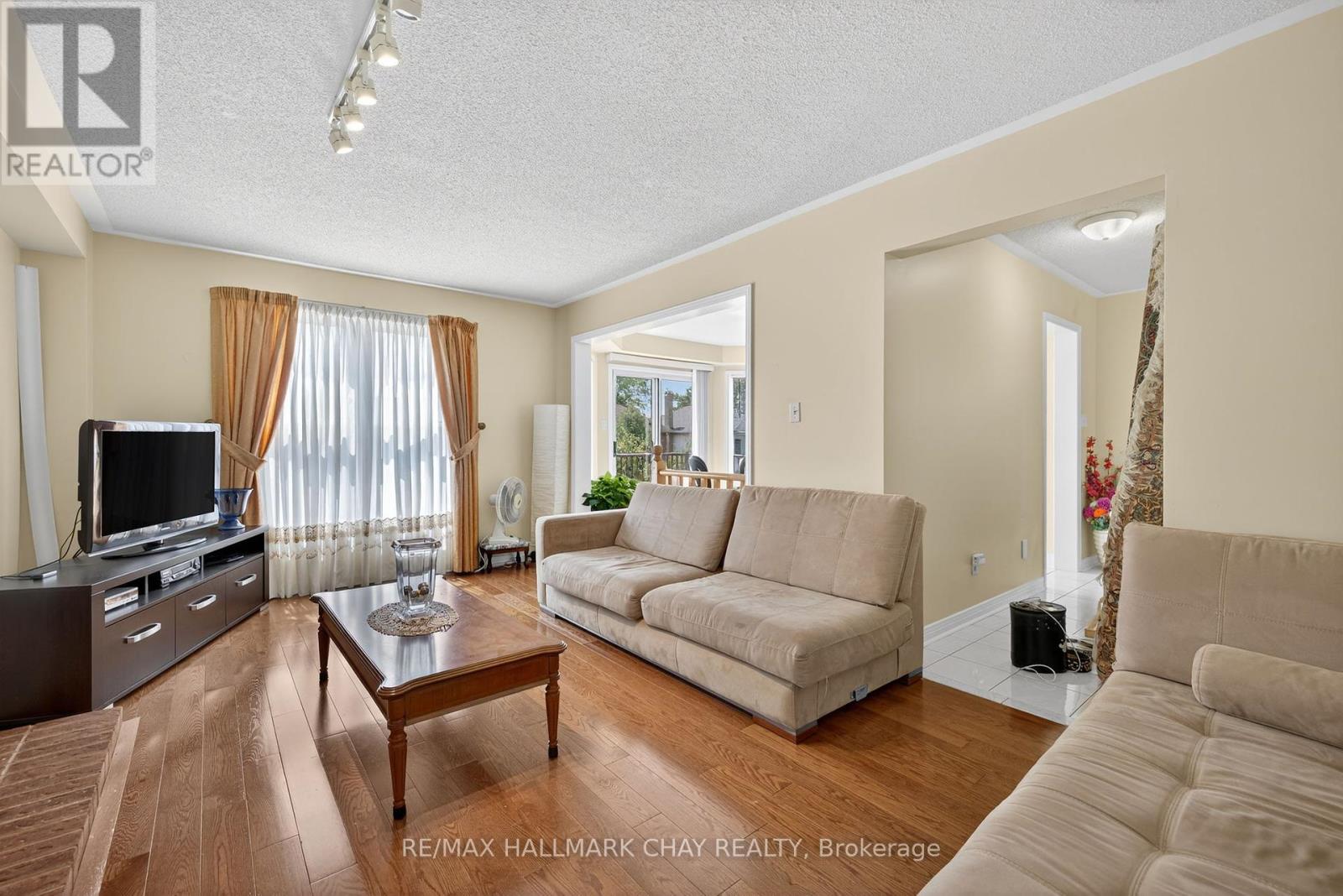 25 Heatherwood Crescent, Markham, Ontario  L3R 8W5 - Photo 16 - N12317758
