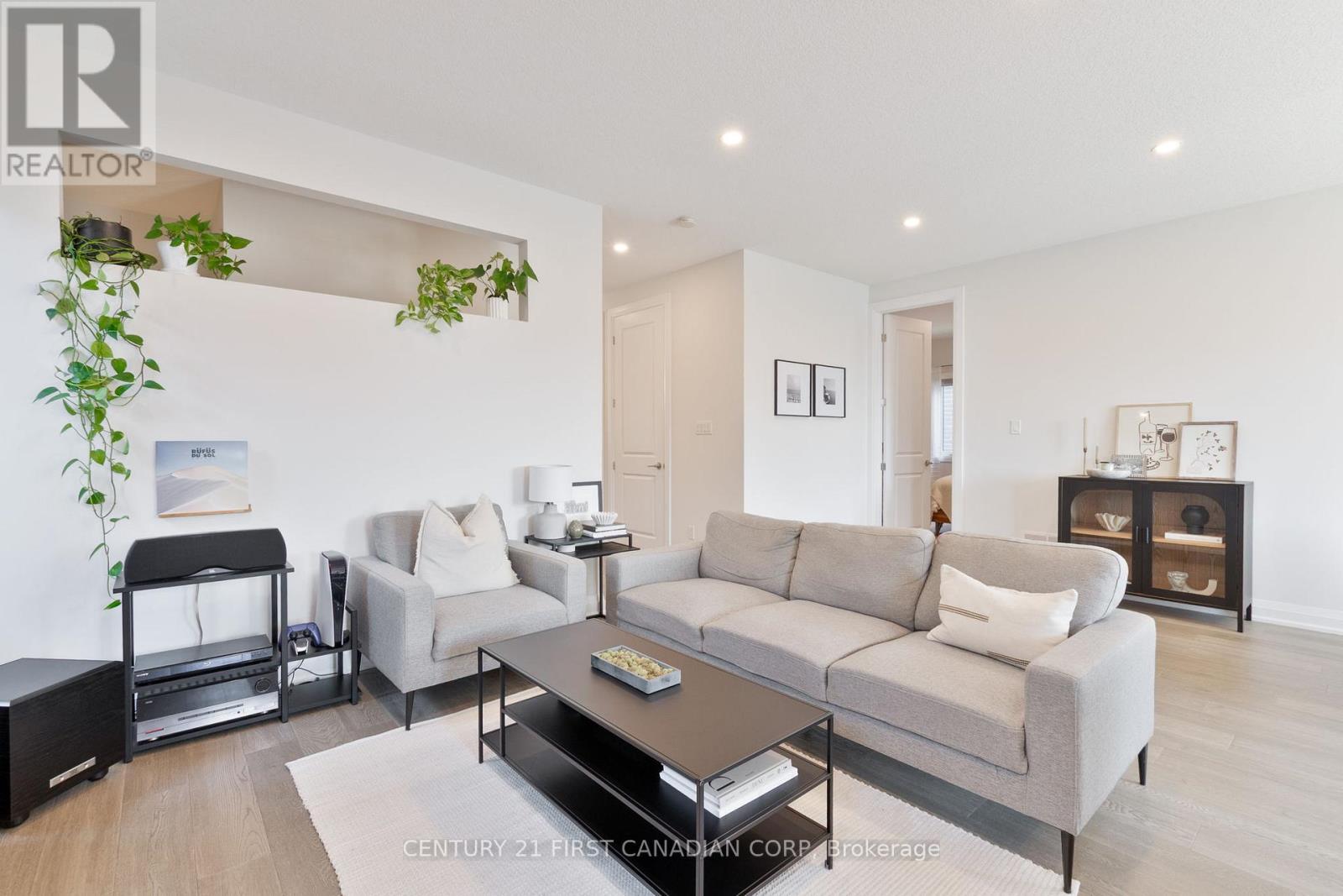 30 - 383 Daventry Way, Middlesex Centre, Ontario  N0L 1R0 - Photo 14 - X12317825