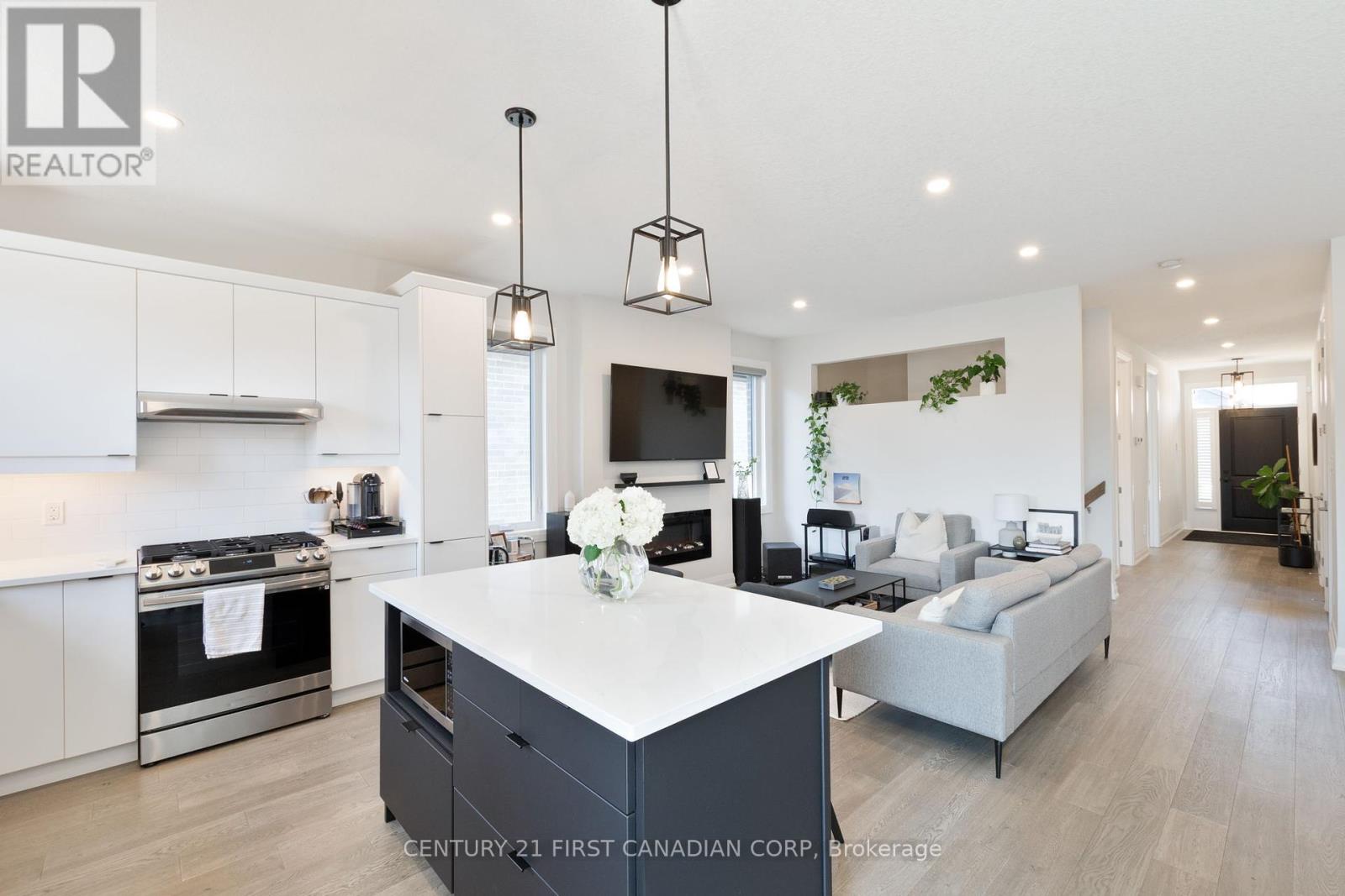 30 - 383 Daventry Way, Middlesex Centre, Ontario  N0L 1R0 - Photo 19 - X12317825