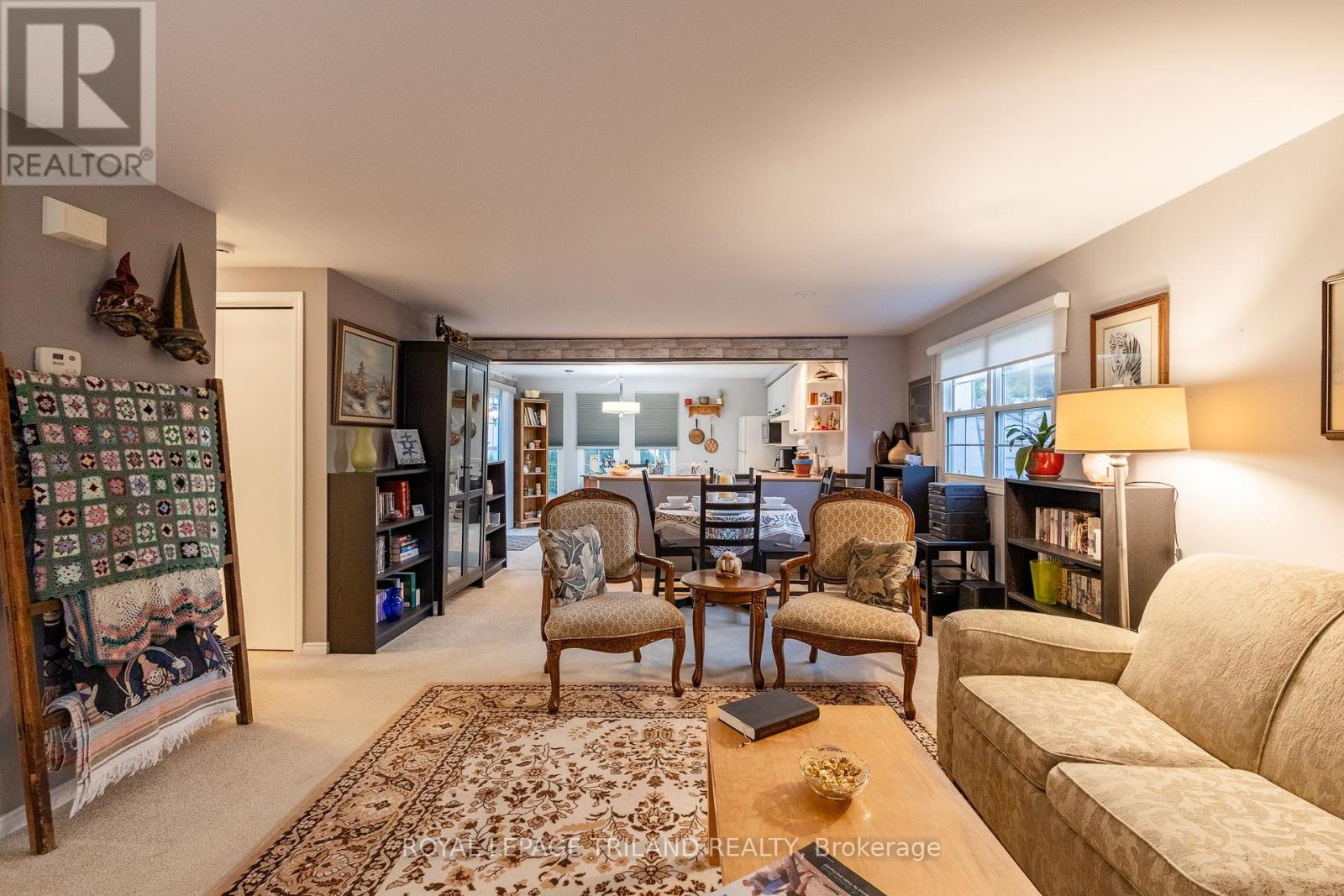 152 Pebble Beach Parkway, South Huron, Ontario  N0M 1T0 - Photo 27 - X12317832