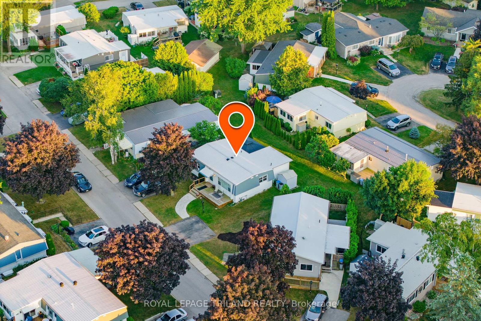 152 Pebble Beach Parkway, South Huron, Ontario  N0M 1T0 - Photo 37 - X12317832