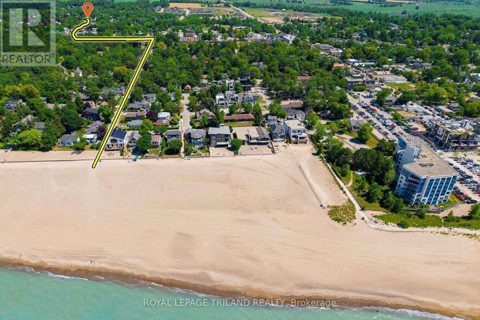 152 Pebble Beach Parkway, South Huron, Ontario  N0M 1T0 - Photo 4 - X12317832