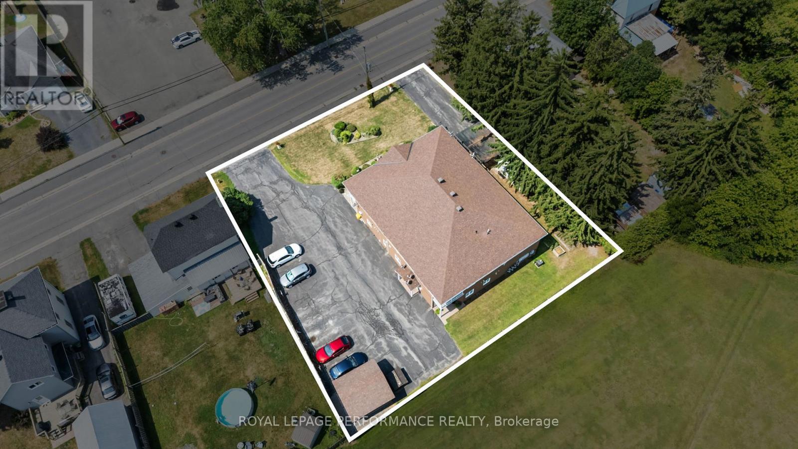 28 Queen Street, North Stormont, Ontario  K0A 1R0 - Photo 12 - X12317915