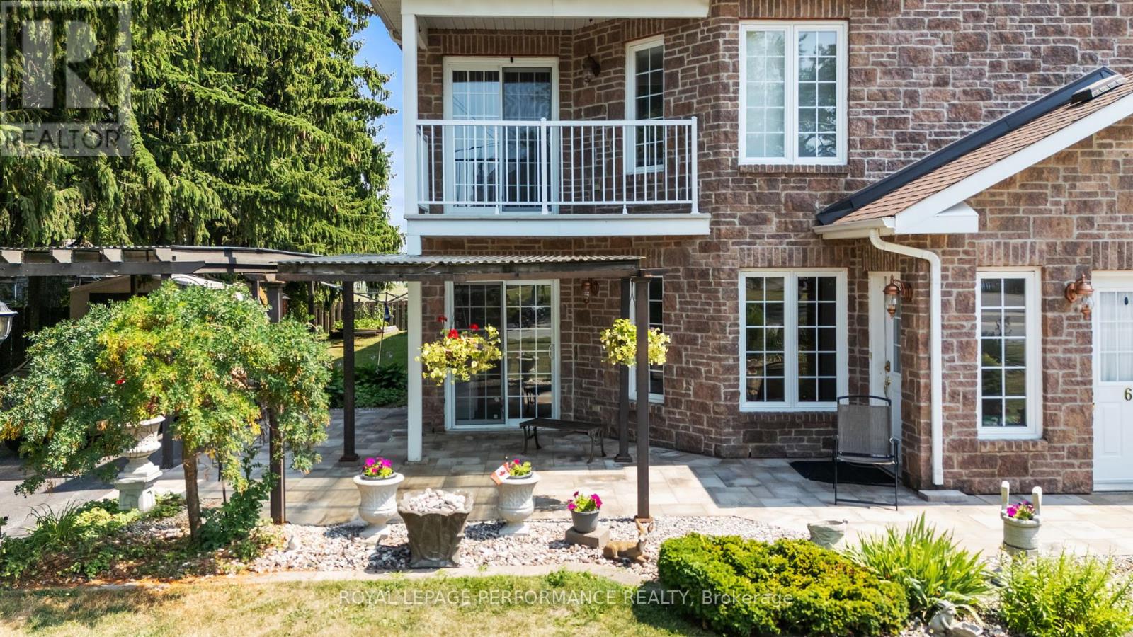 28 Queen Street, North Stormont, Ontario  K0A 1R0 - Photo 18 - X12317915