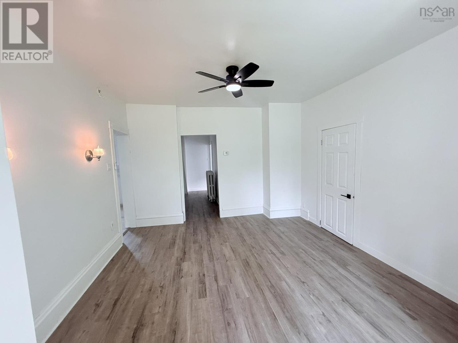 315 South Foord Street, Stellarton, Nova Scotia  B0K 1S0 - Photo 6 - 202519274