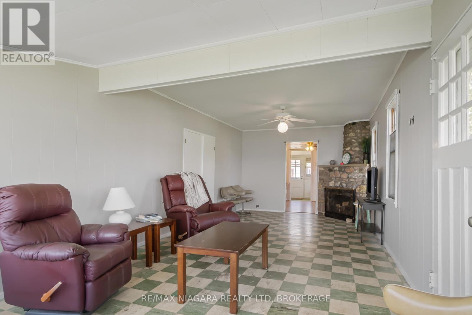 10953 Lakeshore Road, Wainfleet, Ontario  L3K 5V4 - Photo 18 - X12317894