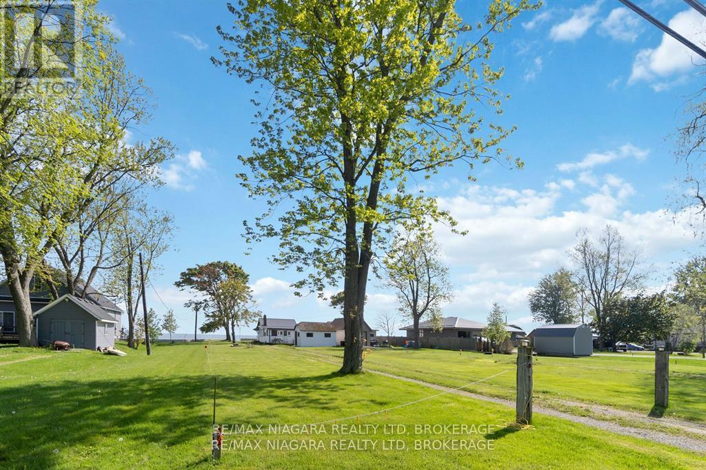 Property at 10953 LAKESHORE ROAD image 4