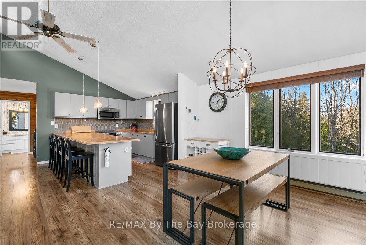 177 Talisman Mountain Drive, Grey Highlands, Ontario  N0C 1G0 - Photo 16 - X12317829
