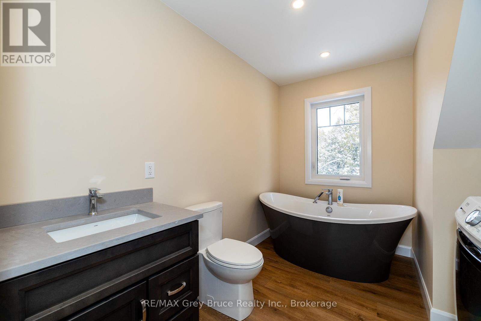 457 Huron Rd Road, South Bruce Peninsula, Ontario  N0H 2T0 - Photo 20 - X12317893