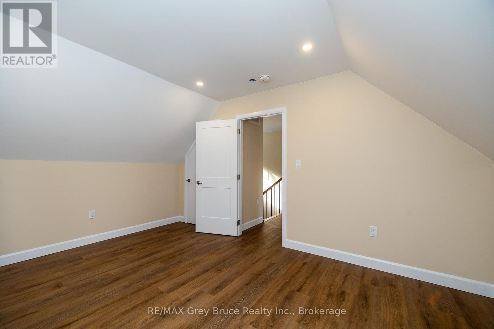 457 Huron Rd Road, South Bruce Peninsula, Ontario  N0H 2T0 - Photo 23 - X12317893