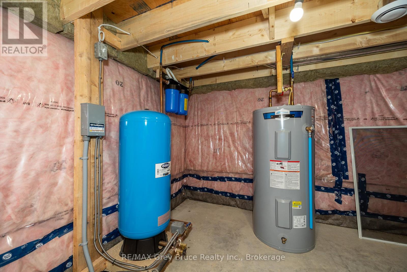 457 Huron Rd Road, South Bruce Peninsula, Ontario  N0H 2T0 - Photo 39 - X12317893