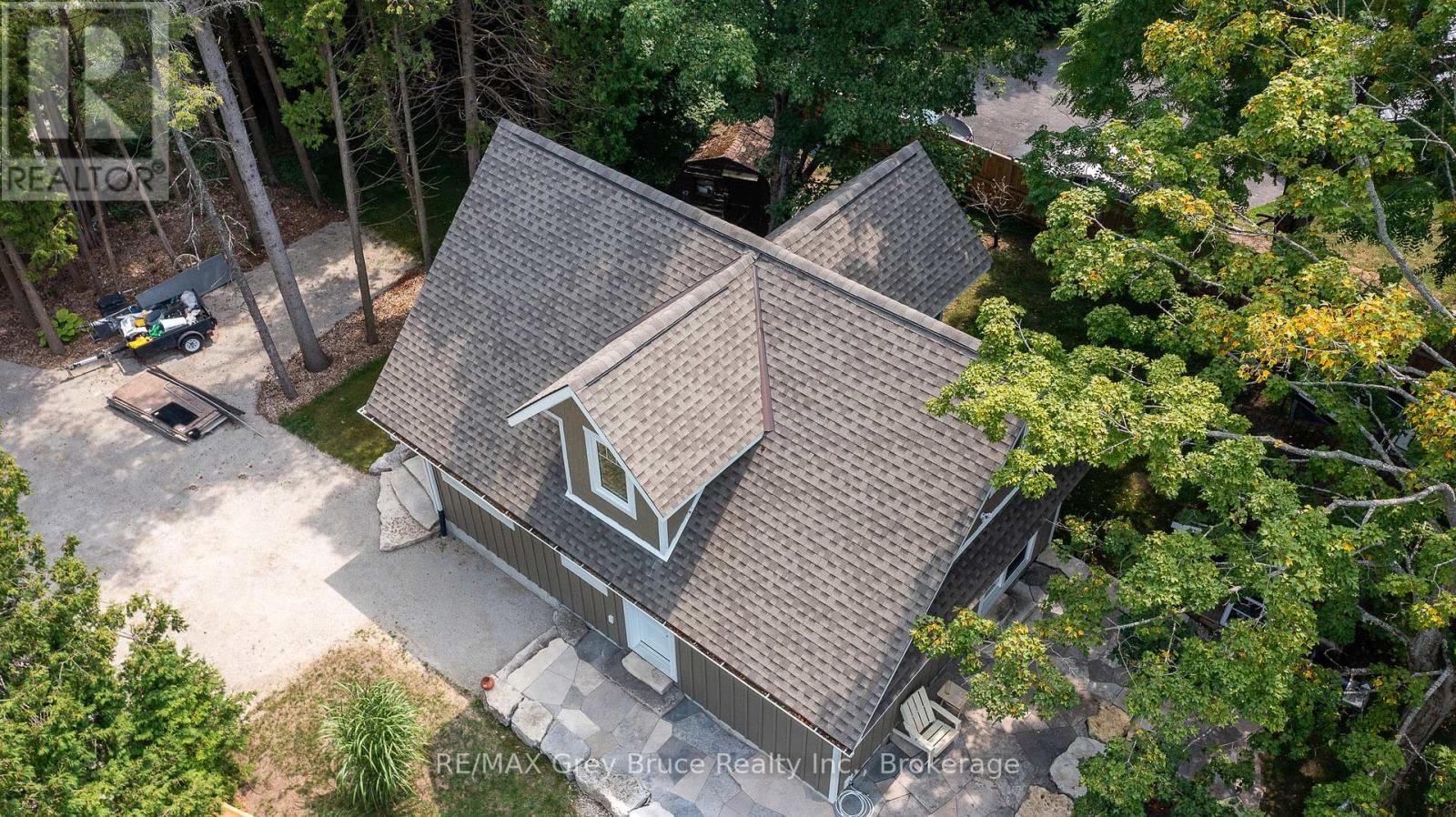 457 Huron Rd Road, South Bruce Peninsula, Ontario  N0H 2T0 - Photo 5 - X12317893