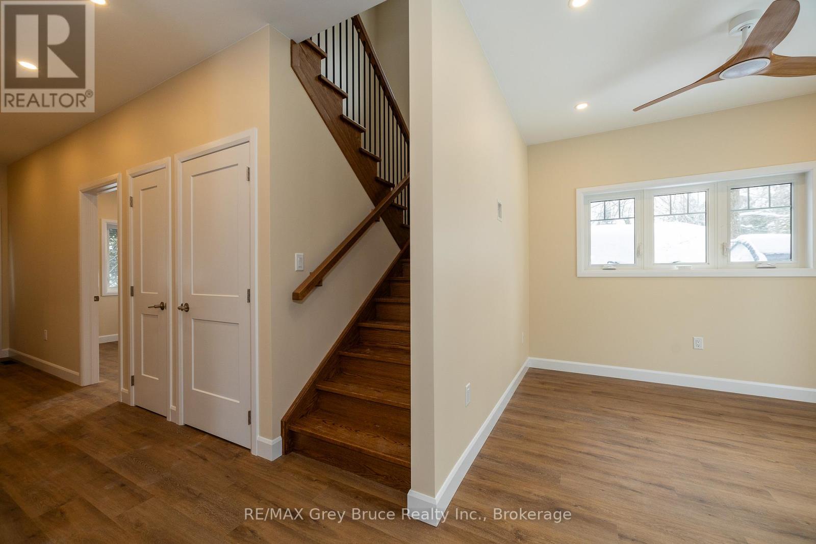 457 Huron Rd Road, South Bruce Peninsula, Ontario  N0H 2T0 - Photo 9 - X12317893