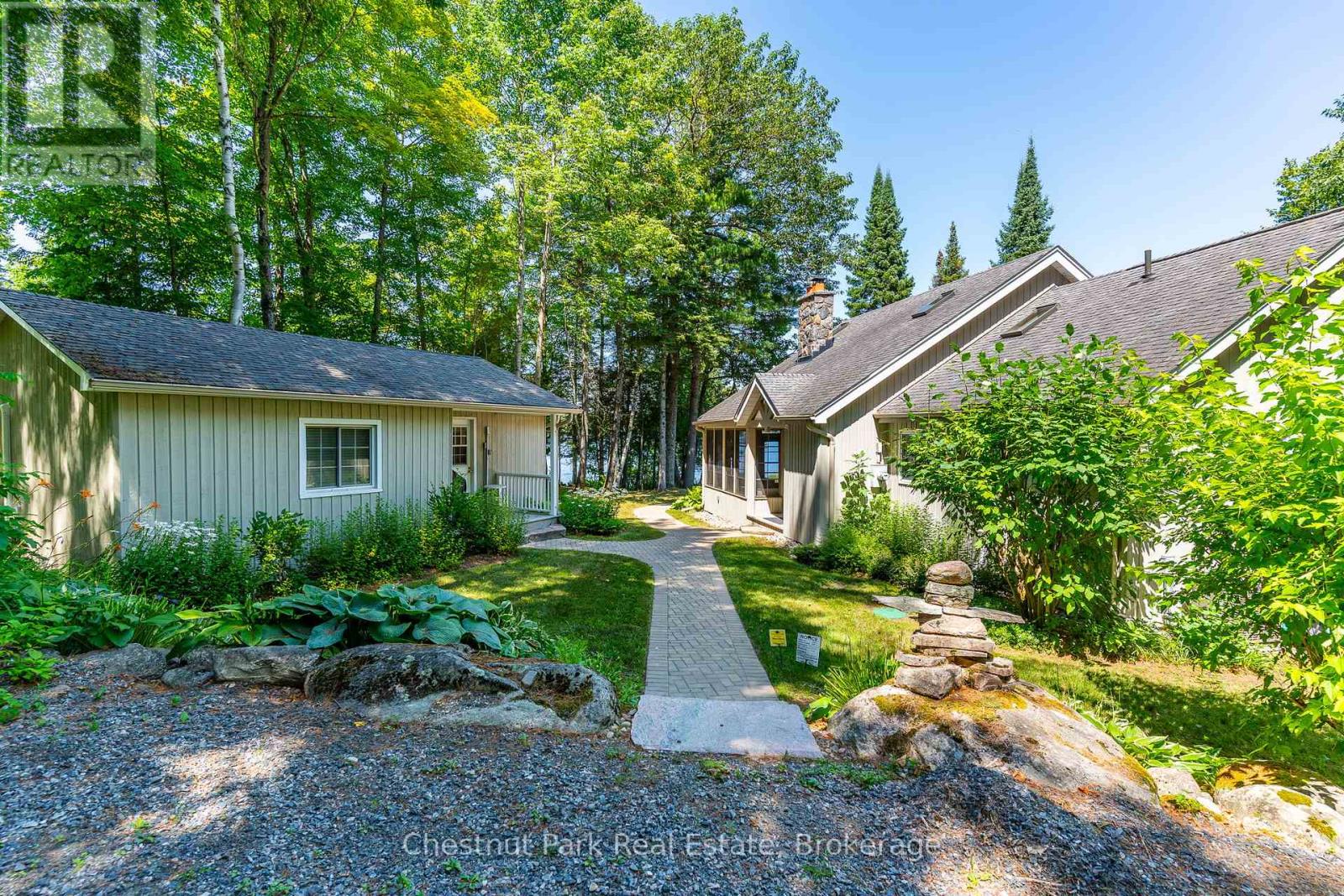 1142 Mccracken's Lane, Minden Hills, Ontario  K0M 2K0 - Photo 2 - X12317931
