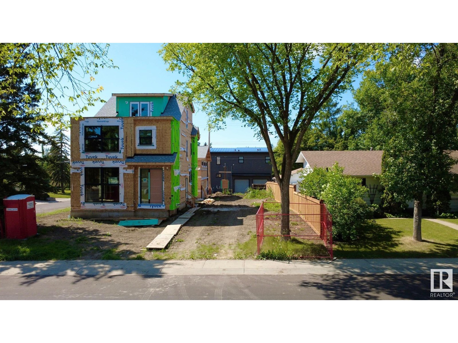 7806 145 ST NW, Edmonton, Alberta