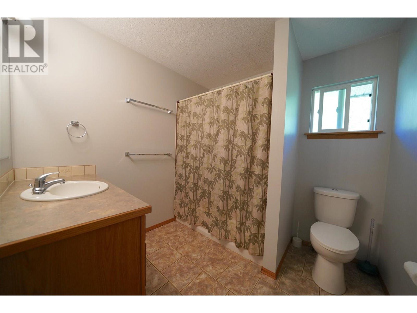 1062 Scamp Road, Glade, British Columbia  V1N 4R3 - Photo 62 - 10352058