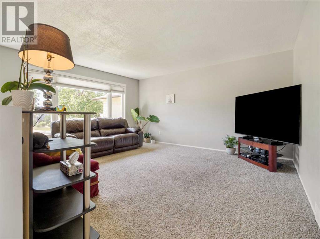 Property at 113 Jerry Potts Boulevard W image 5