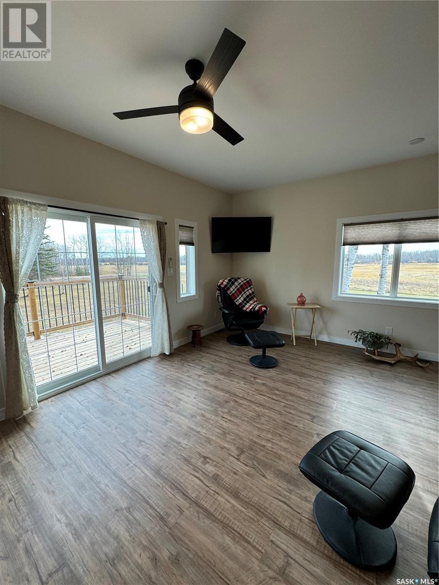 2.94 Acres With Attached Garage, Hudson Bay Rm No. 394, Saskatchewan  S0E 0Y0 - Photo 16 - SK014254