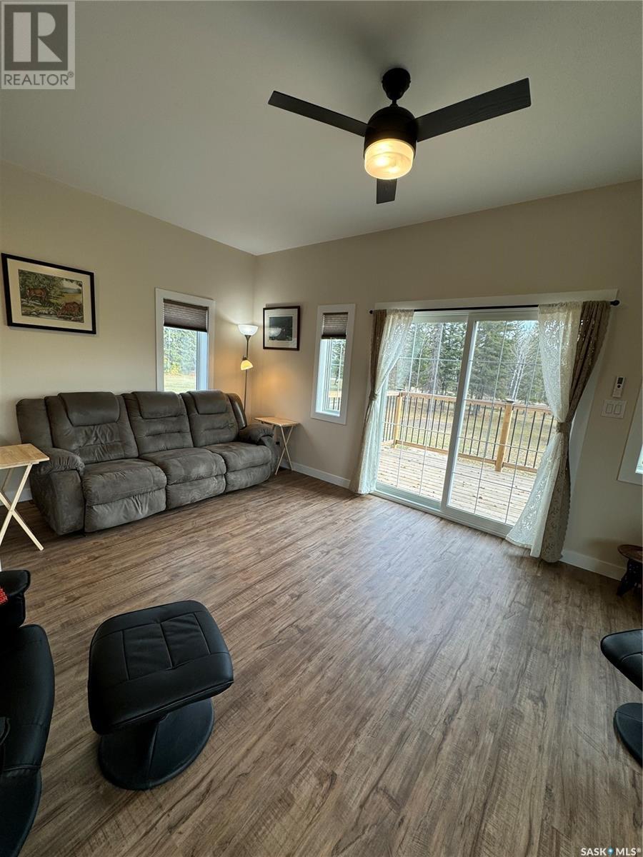 2.94 Acres With Attached Garage, Hudson Bay Rm No. 394, Saskatchewan  S0E 0Y0 - Photo 3 - SK014254