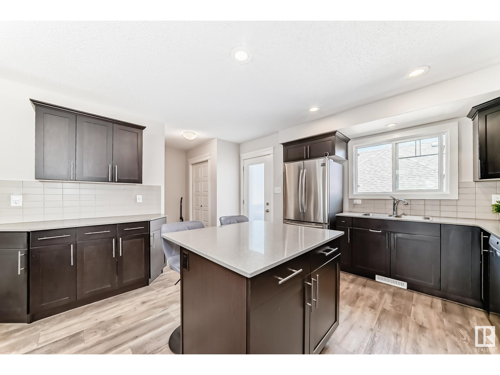 Property at 12821 203A ST NW image 4
