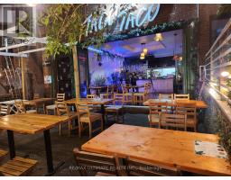 319 AUGUSTA AVENUE, Toronto, Ontario