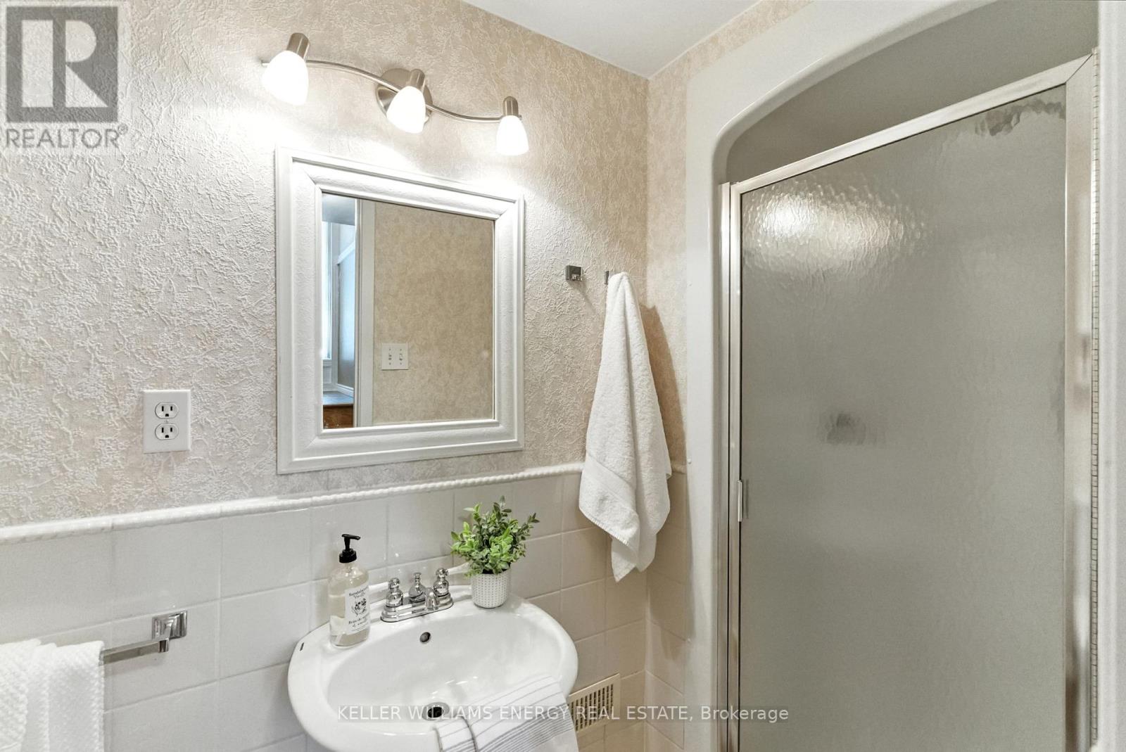 19 Ingram Court, Whitby, Ontario  L1N 5V4 - Photo 43 - E12317560