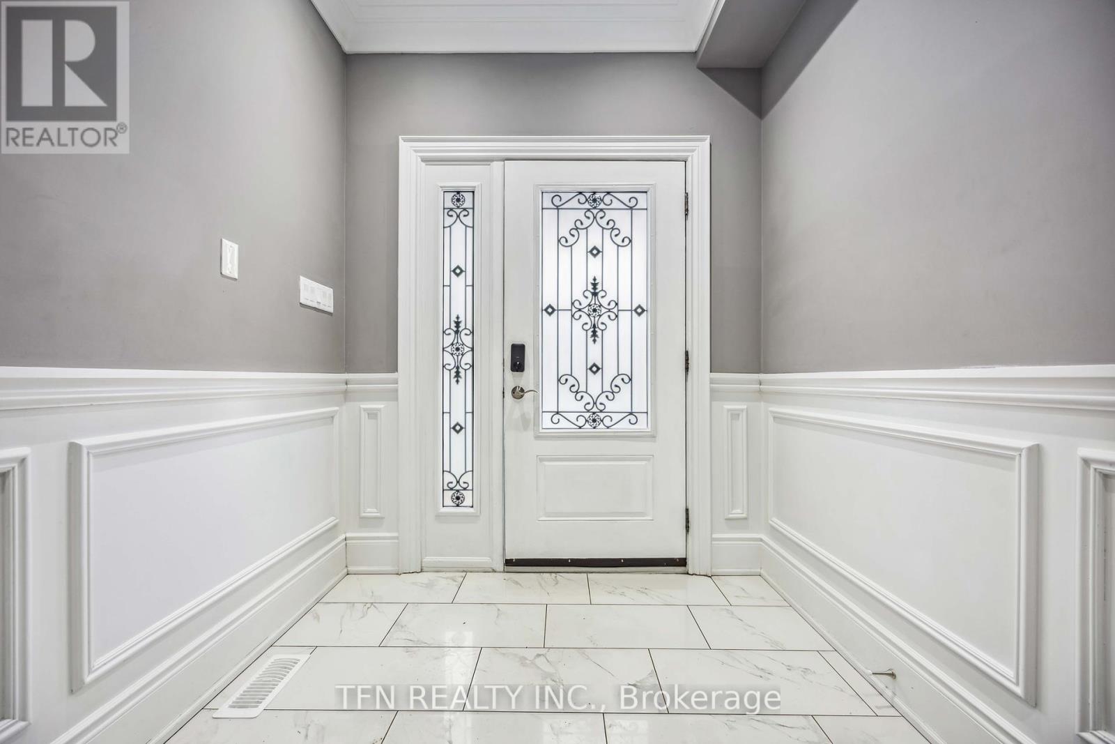 Property at 282B AYLESWORTH AVENUE image 2