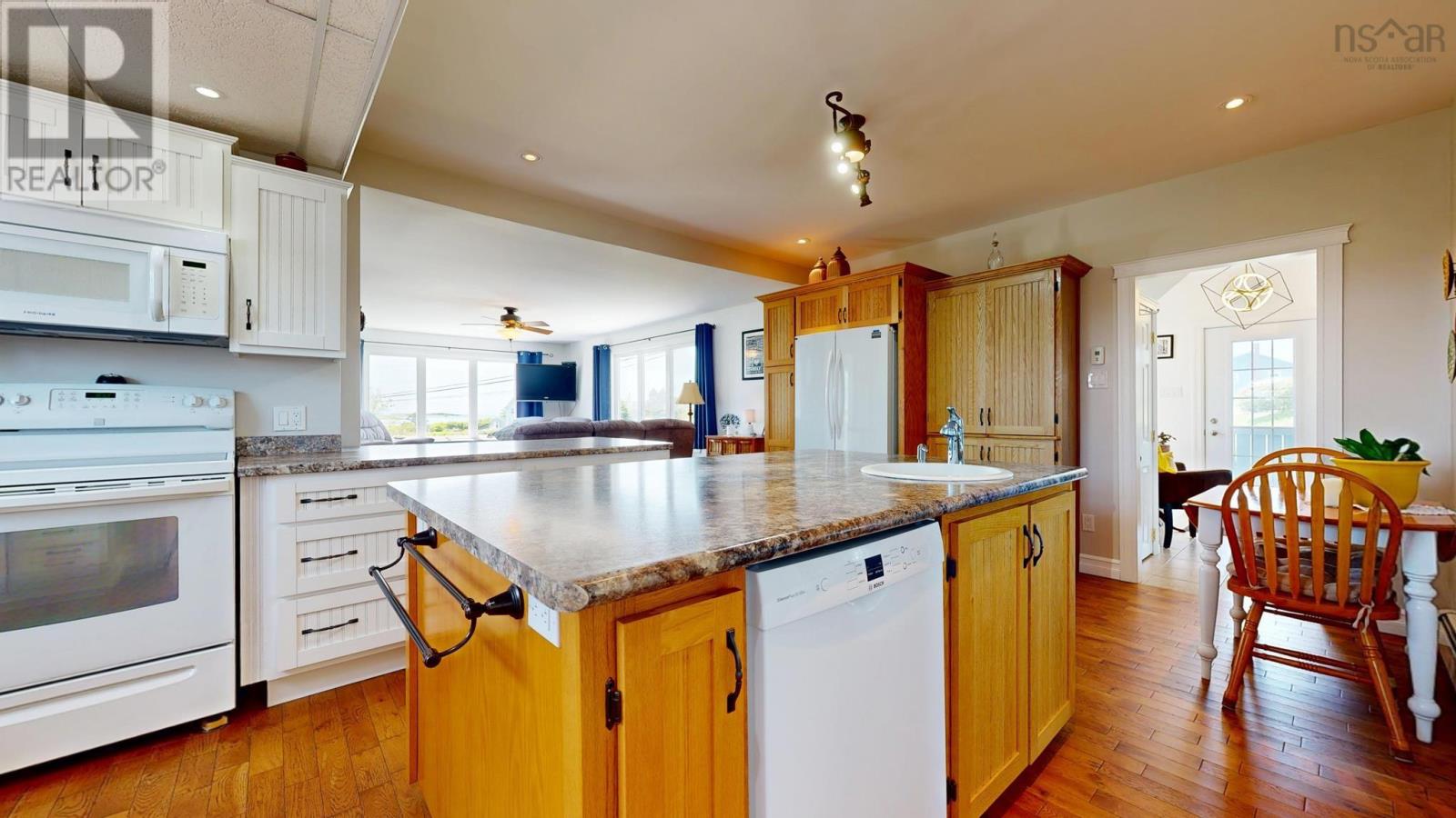 3009 Main Street, Clark's Harbour, Nova Scotia  B0W 1P0 - Photo 21 - 202519277