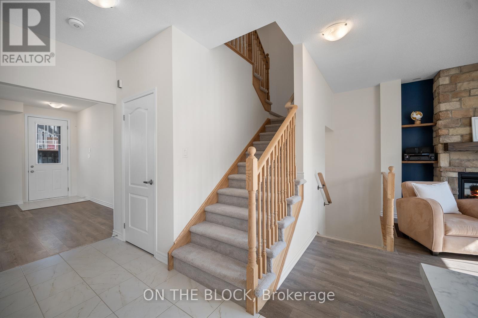 6 Courtland Way, Wasaga Beach, Ontario  L9Z 0K2 - Photo 9 - S12317872