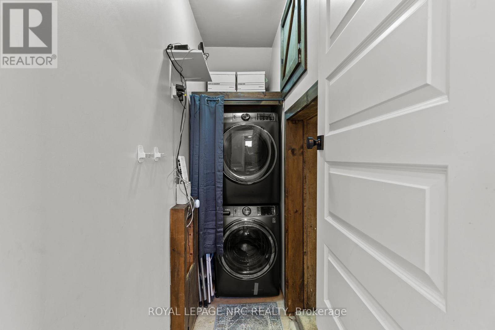 538 King Street, Port Colborne, Ontario  L3K 4H6 - Photo 14 - X12094013